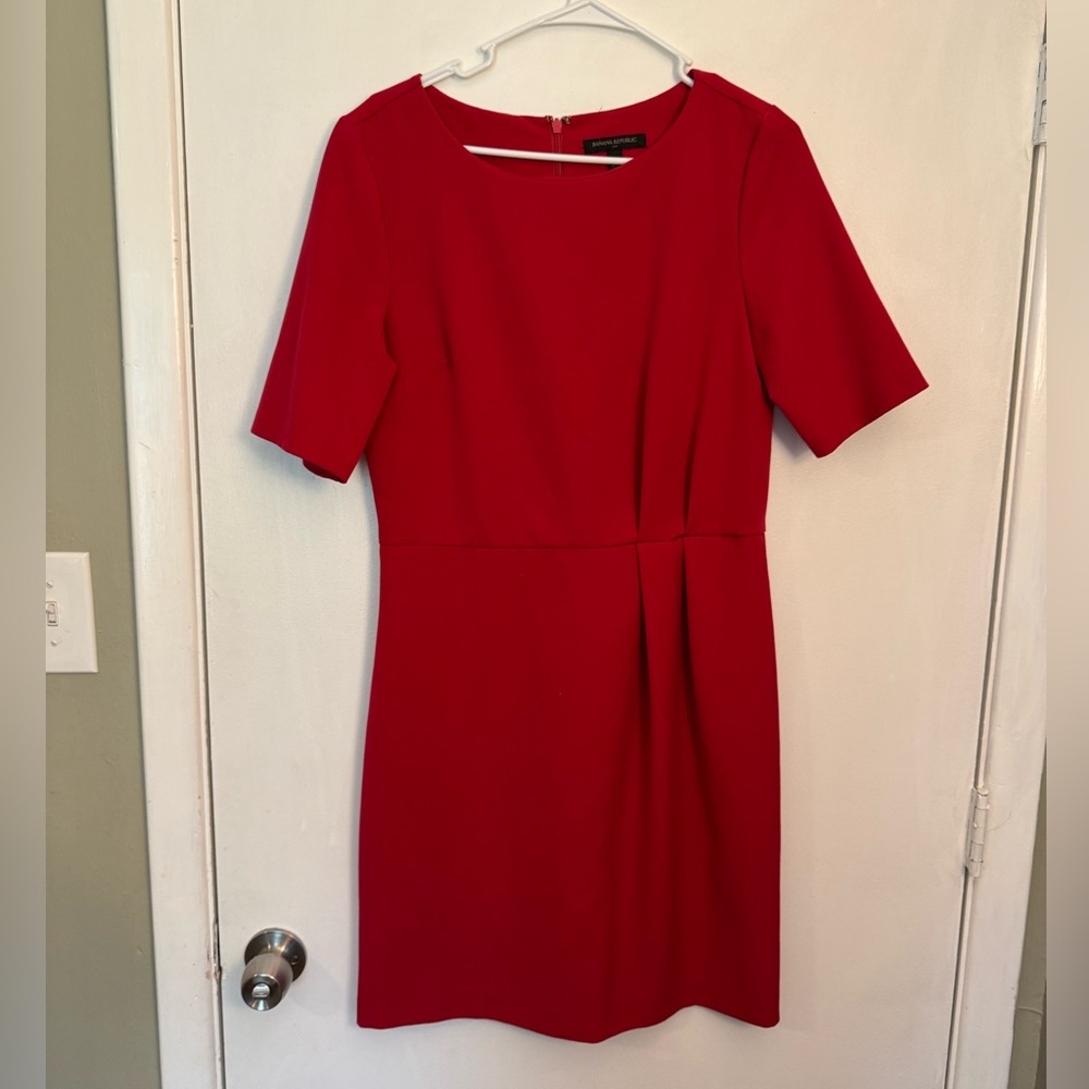 Banana Republic Vibrant Red Dress size 8 business office work sleeves